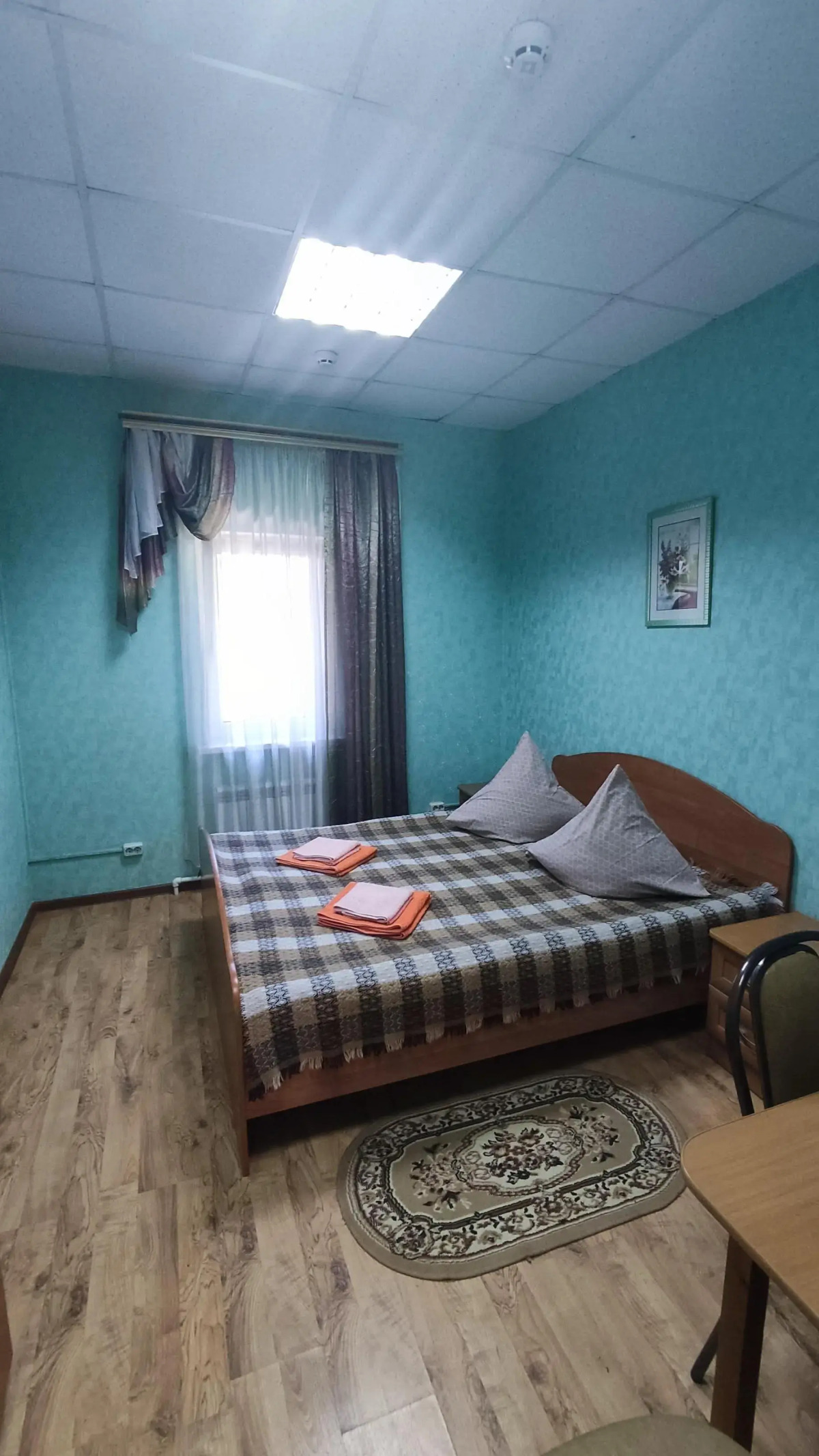 Отель Золотой улей