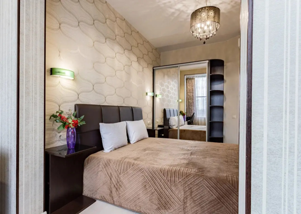 Апартамент Солнечный в центре Сочи у моря с балконом