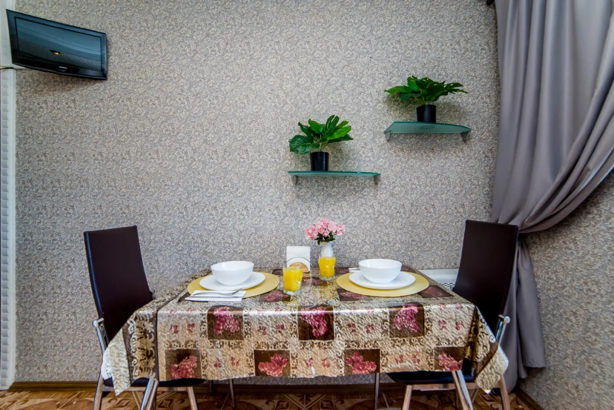 Апартаменты Новаторов 1