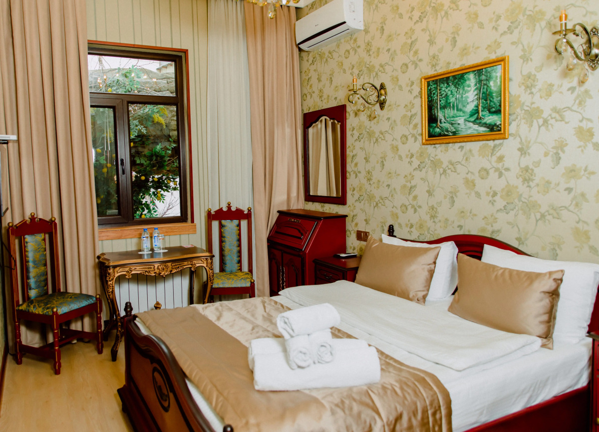 Royal Antique Boutique Hotel