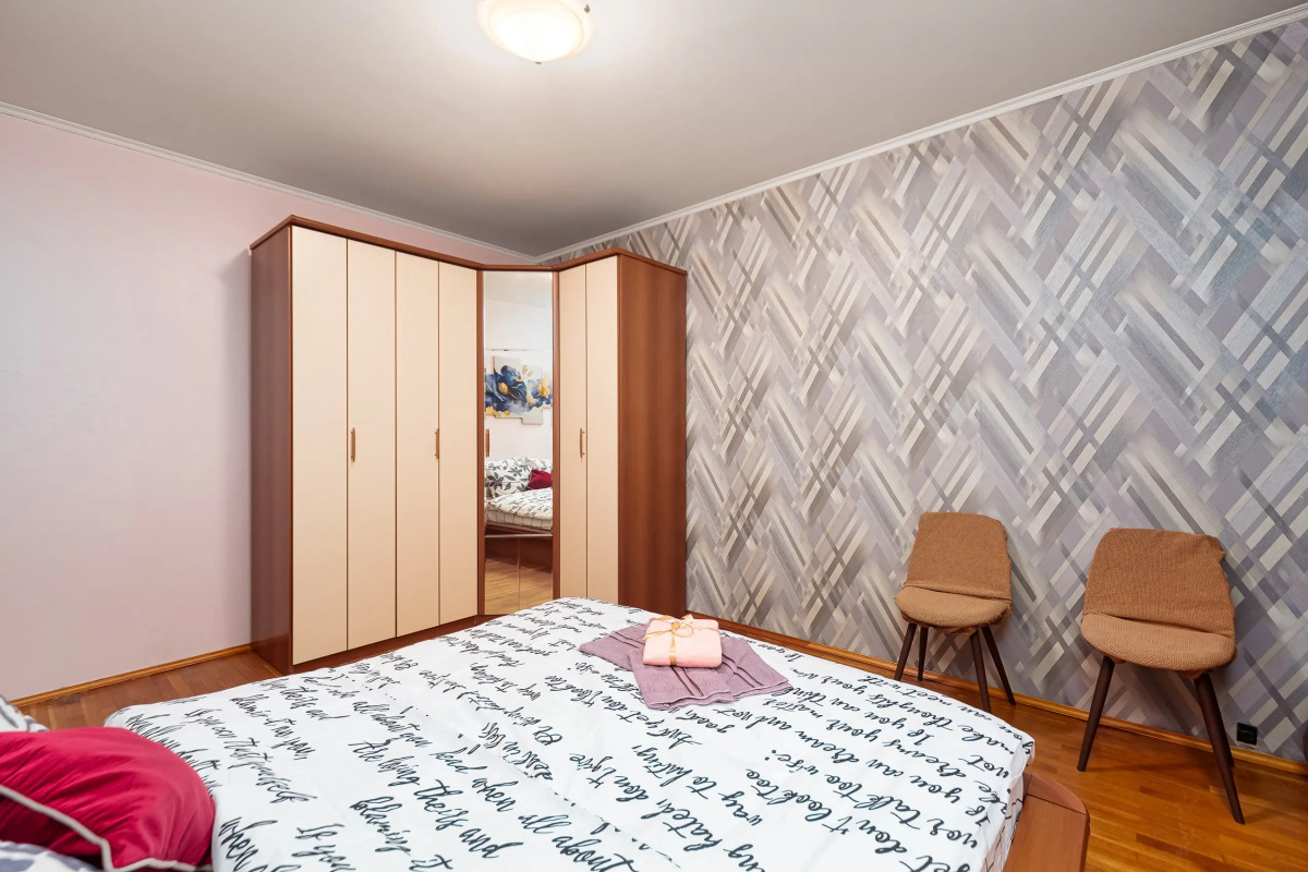 Апартаменты Семейная Квартира на 6 человек м.Домодедовская