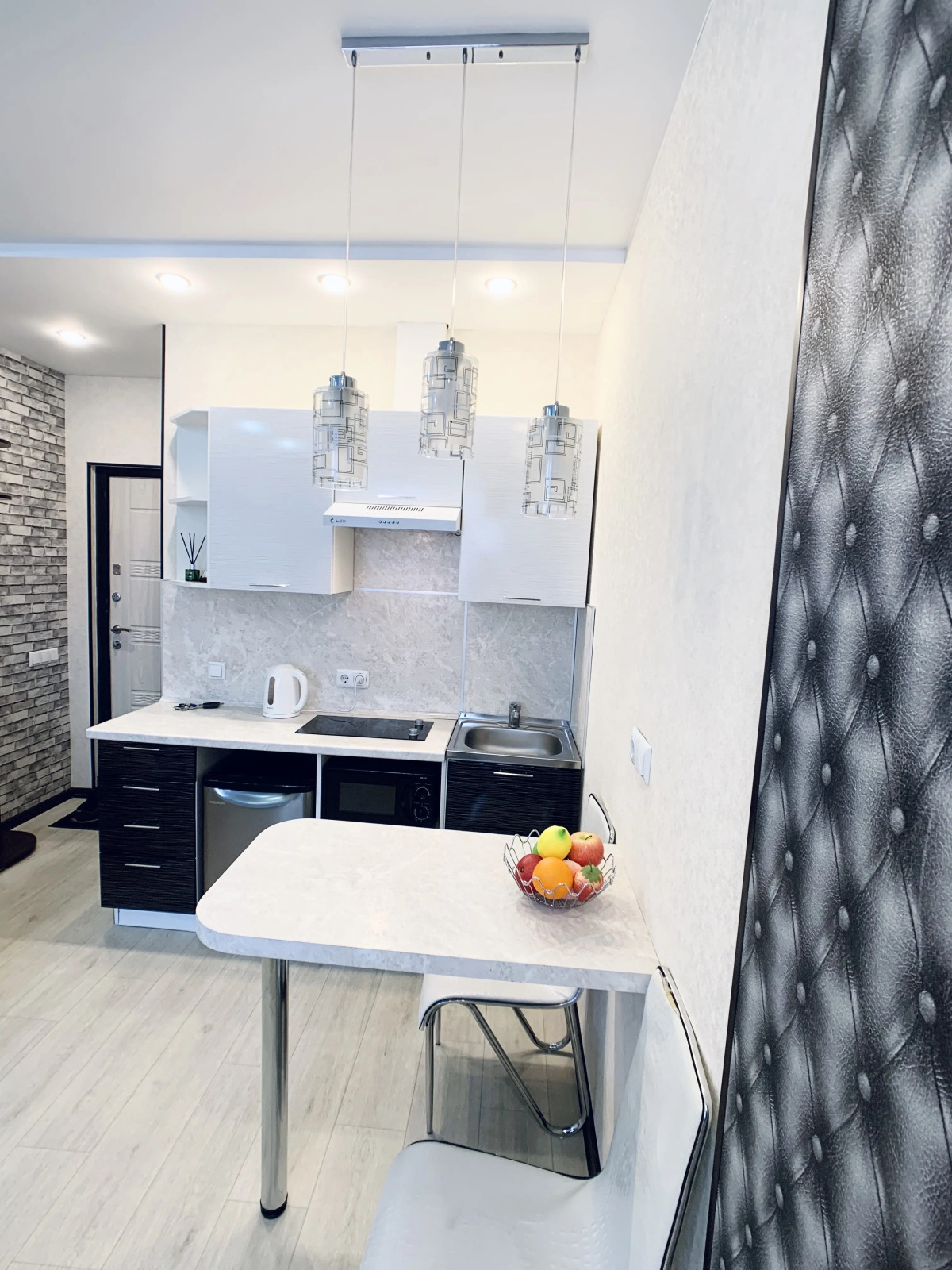 Апартаменты на Богдана Хмельницкого 13