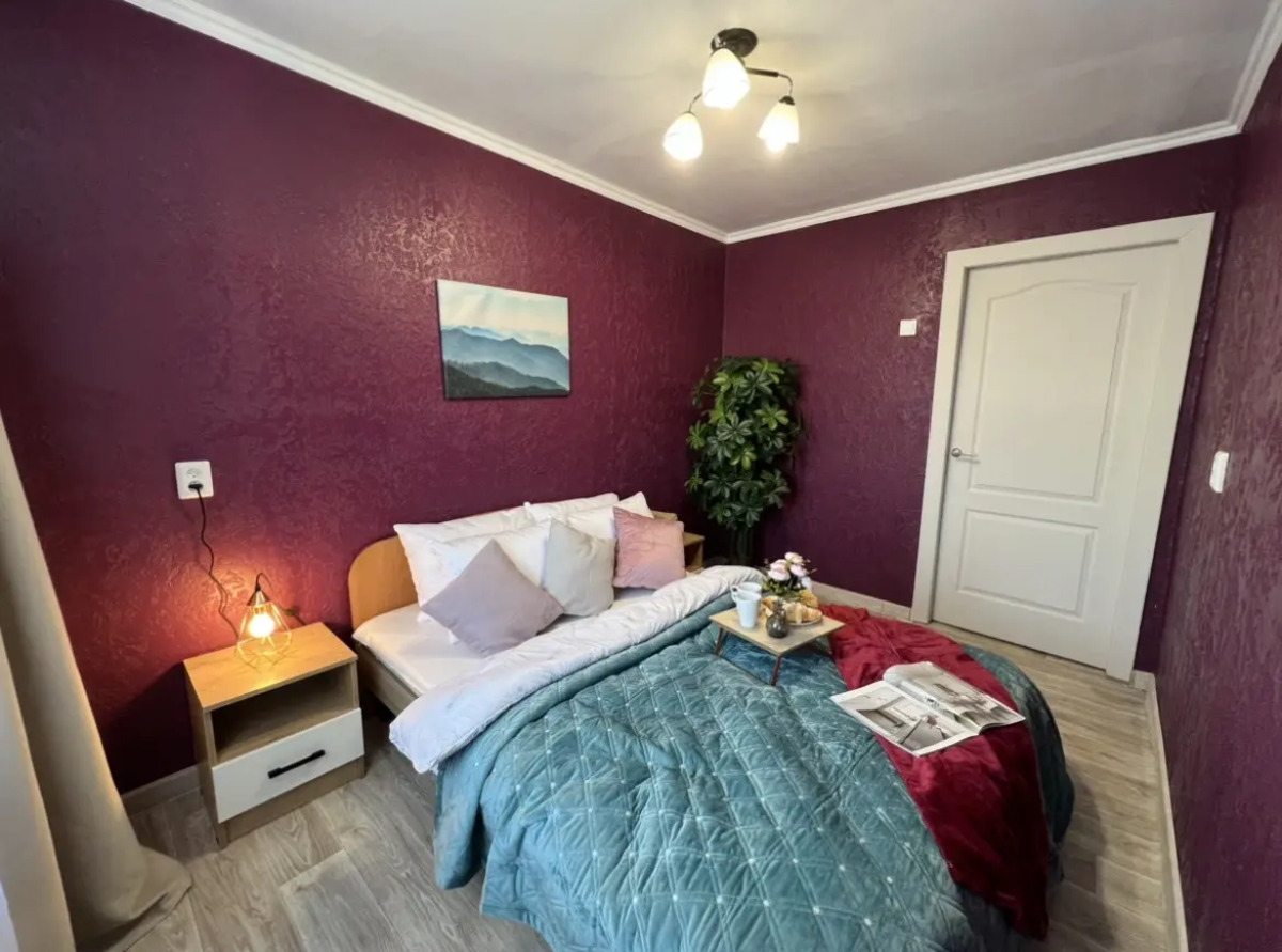 Квартира на Красном проспекте, 70