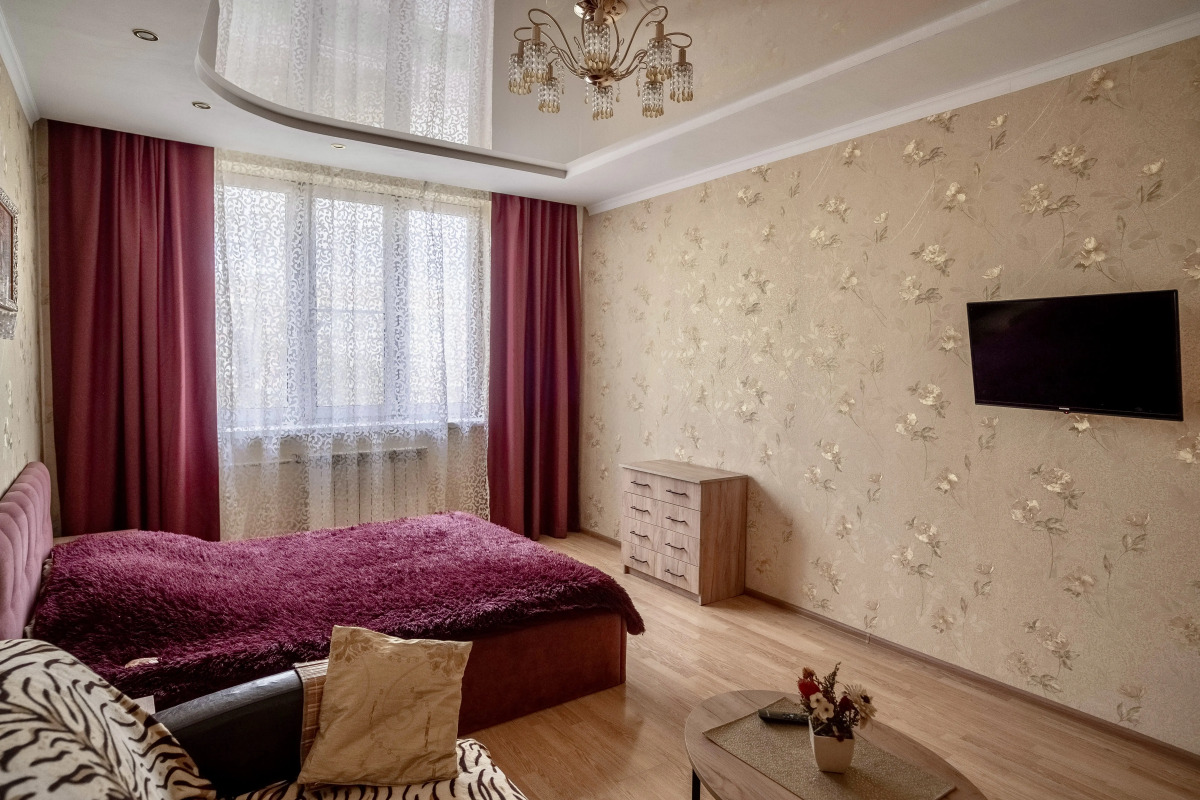 Апартаменты Юлиуса Фучика 5