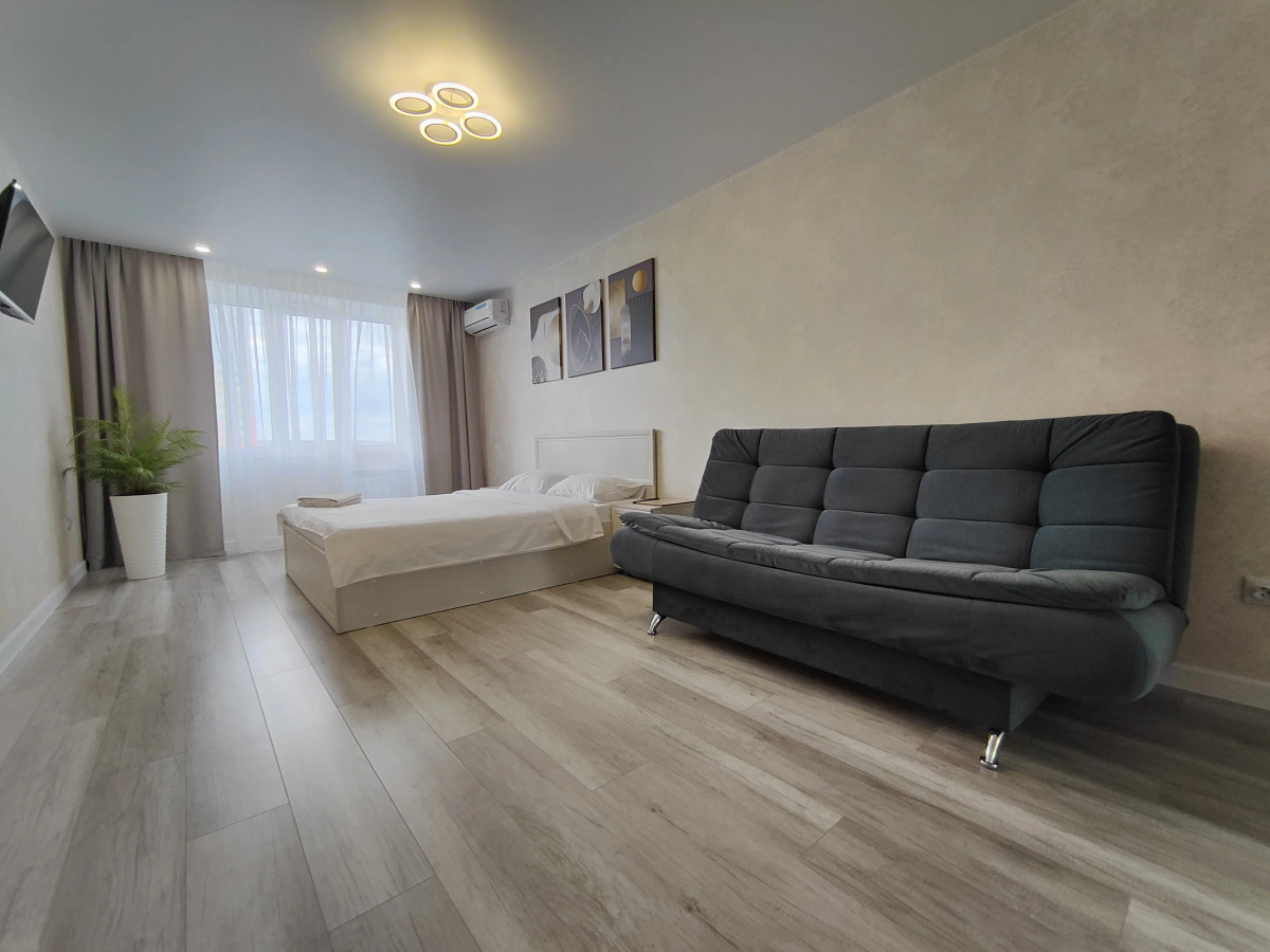 Квартира Просторная двухкомнатная квартира в элитном доме