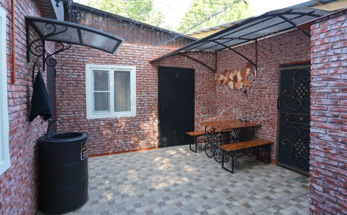 Отель Art House Hotel