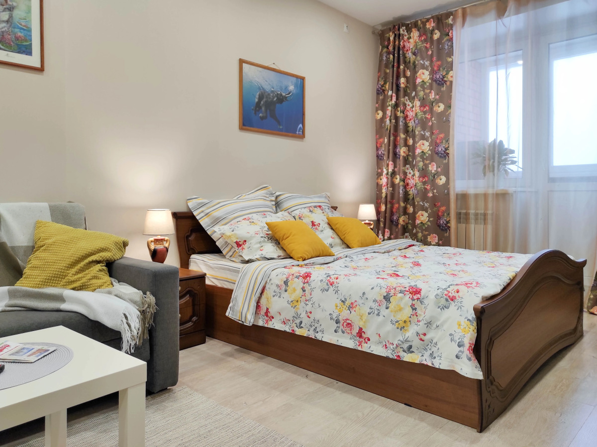 Апартаменты 3 у Патриаршей Сеть ЙоХоум