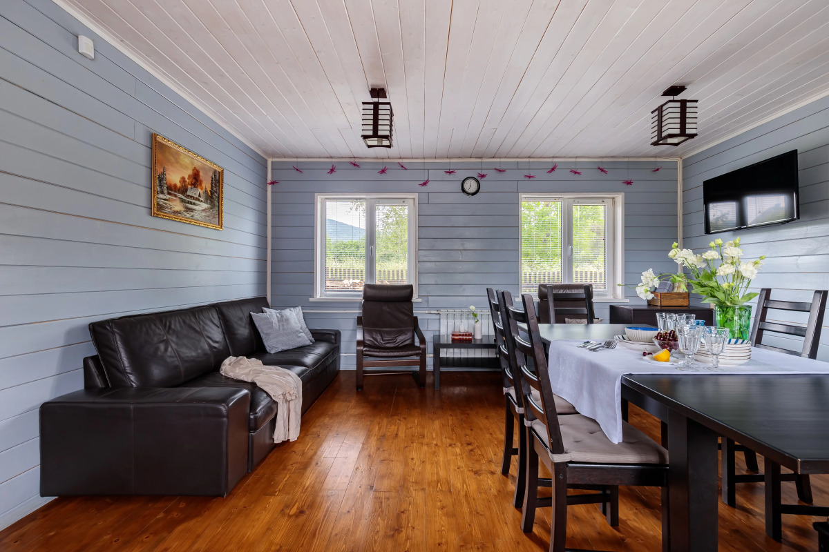 Частный дом часть с 2 спальнями с видом во дворик