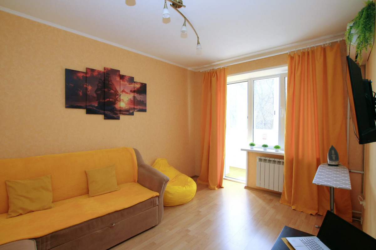 Квартира на Пушкинской набережной