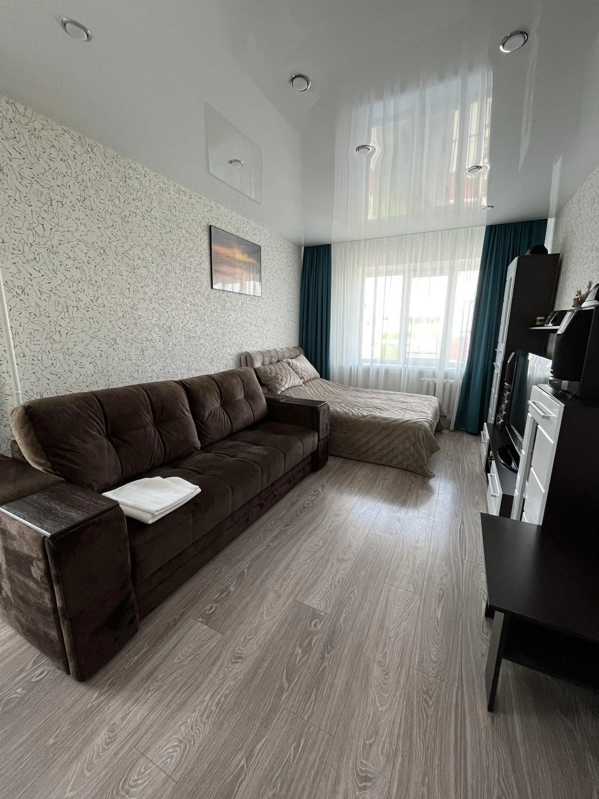 Однокомнатная квартира 40 кв.м на Набережной нефтяников 6