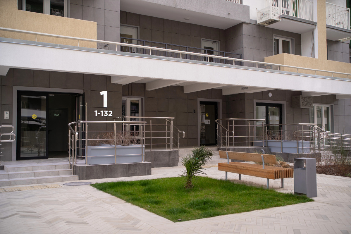 Апартаменты светлые и стильные от LetoApart