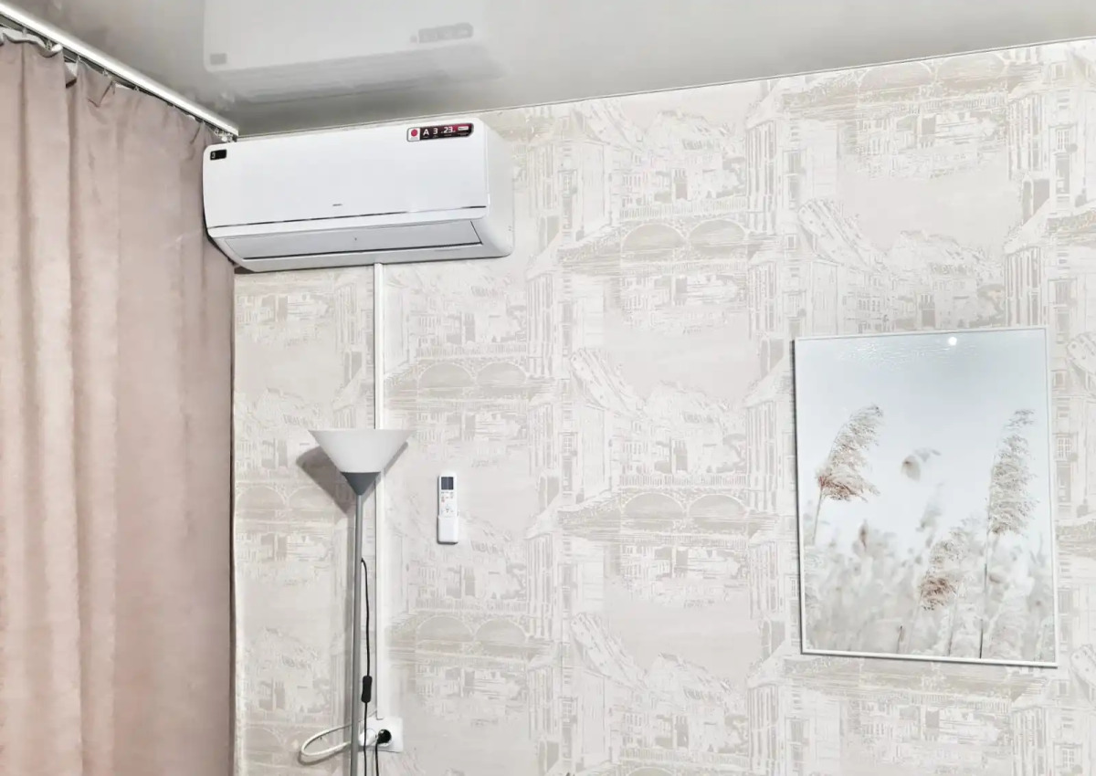 Апартаменты на Салютной, 21