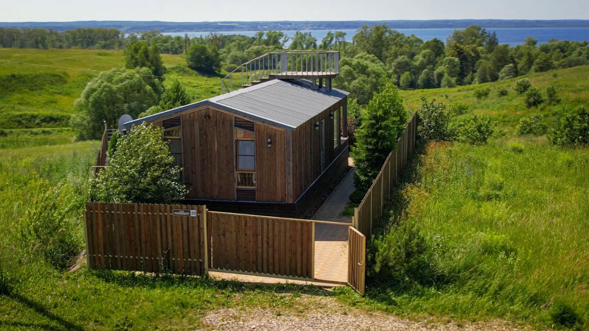 Частный дом с восхитительным видом на озеро Плещеево и город