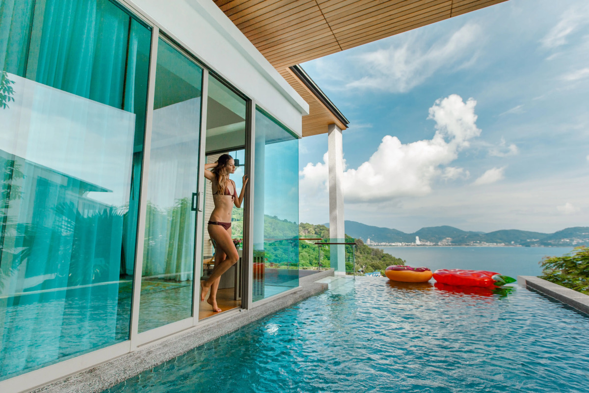Отель Wyndham Grand Phuket Kalim Bay
