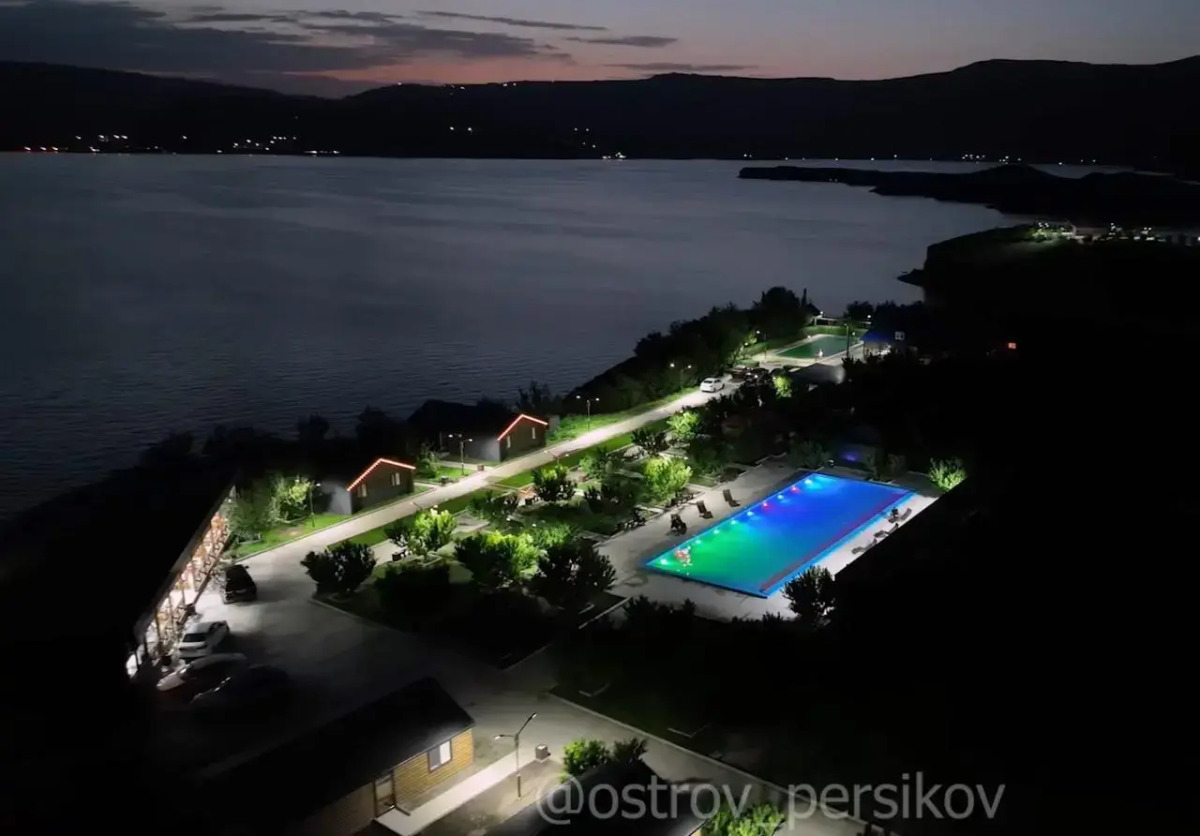 Персиковый Остров