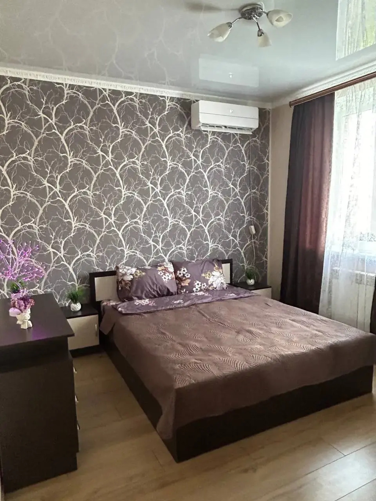 Евродвушка с видом на гору