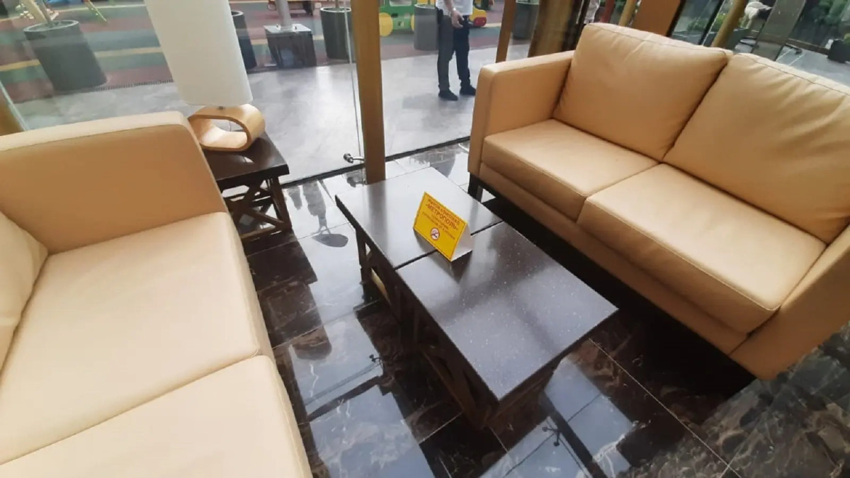 Апартаменты у Дендрария в ЖК Метрополь на самом высоком этаже, где есть бассейн