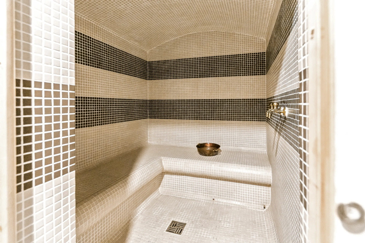 Отель Скала