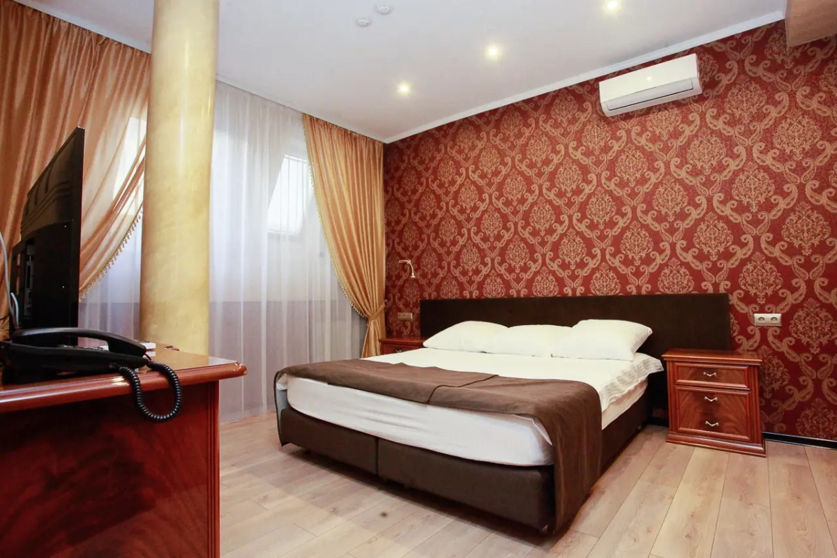 Отель Чкалов