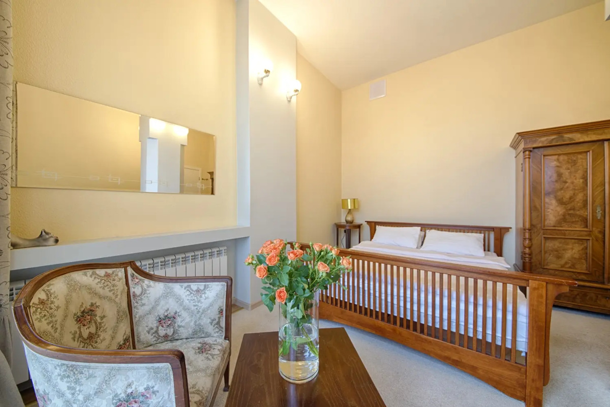 Апартаменты 3-комнатные HomeApart пр-т Независимости, 13