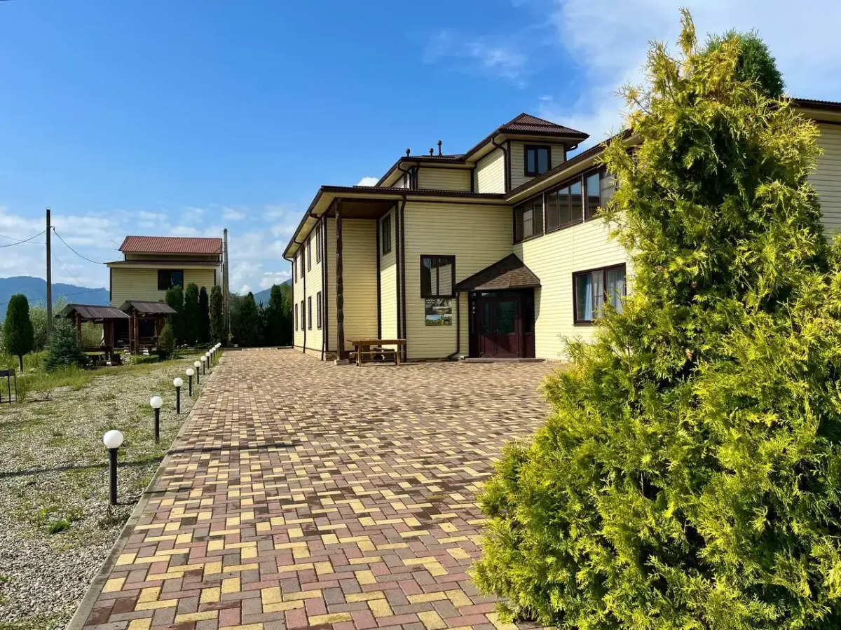 Отель Горное Озеро