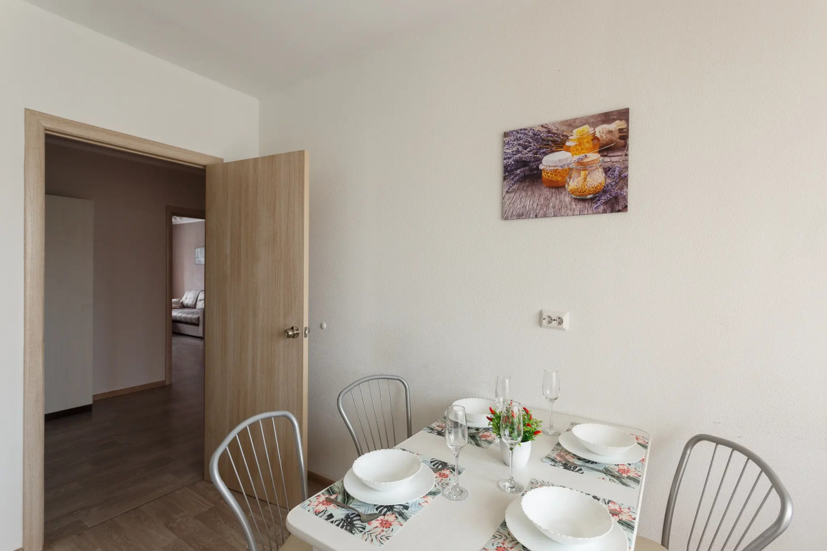 Апартаменты Живи Уютно на Монтклер