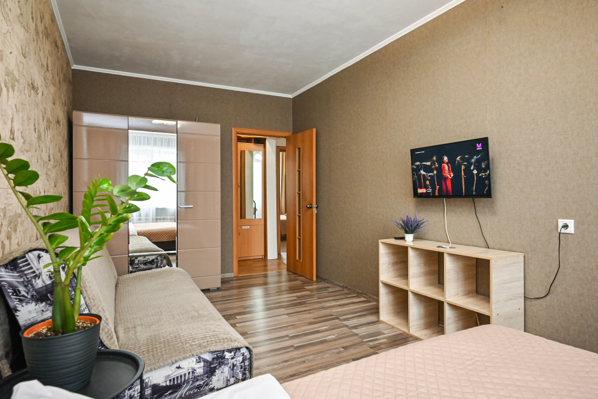 Квартира 2 комнатная уютная рядом с ТРЦ Планета