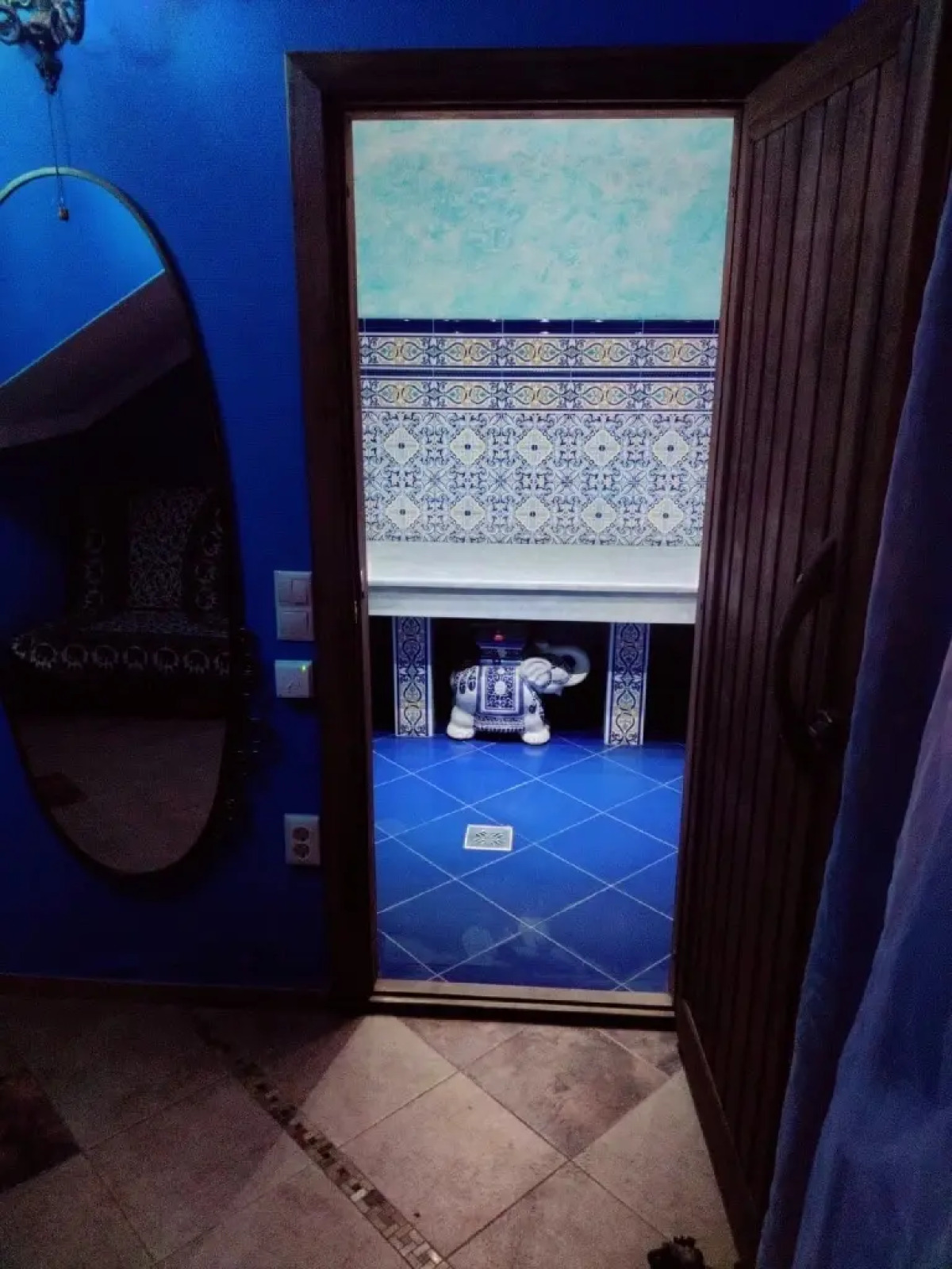 Апартаменты Elephant Hotel