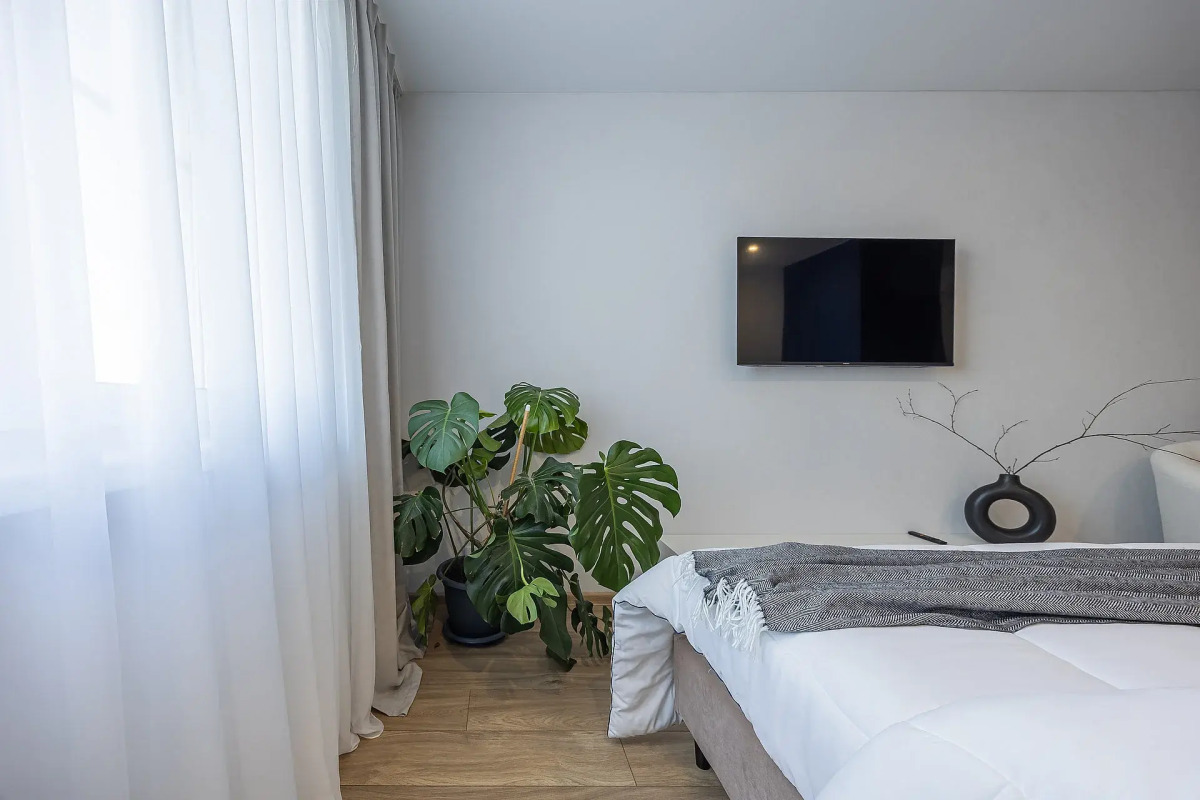 Апартаменты улучшенные, в центре города, с тремя спальнями