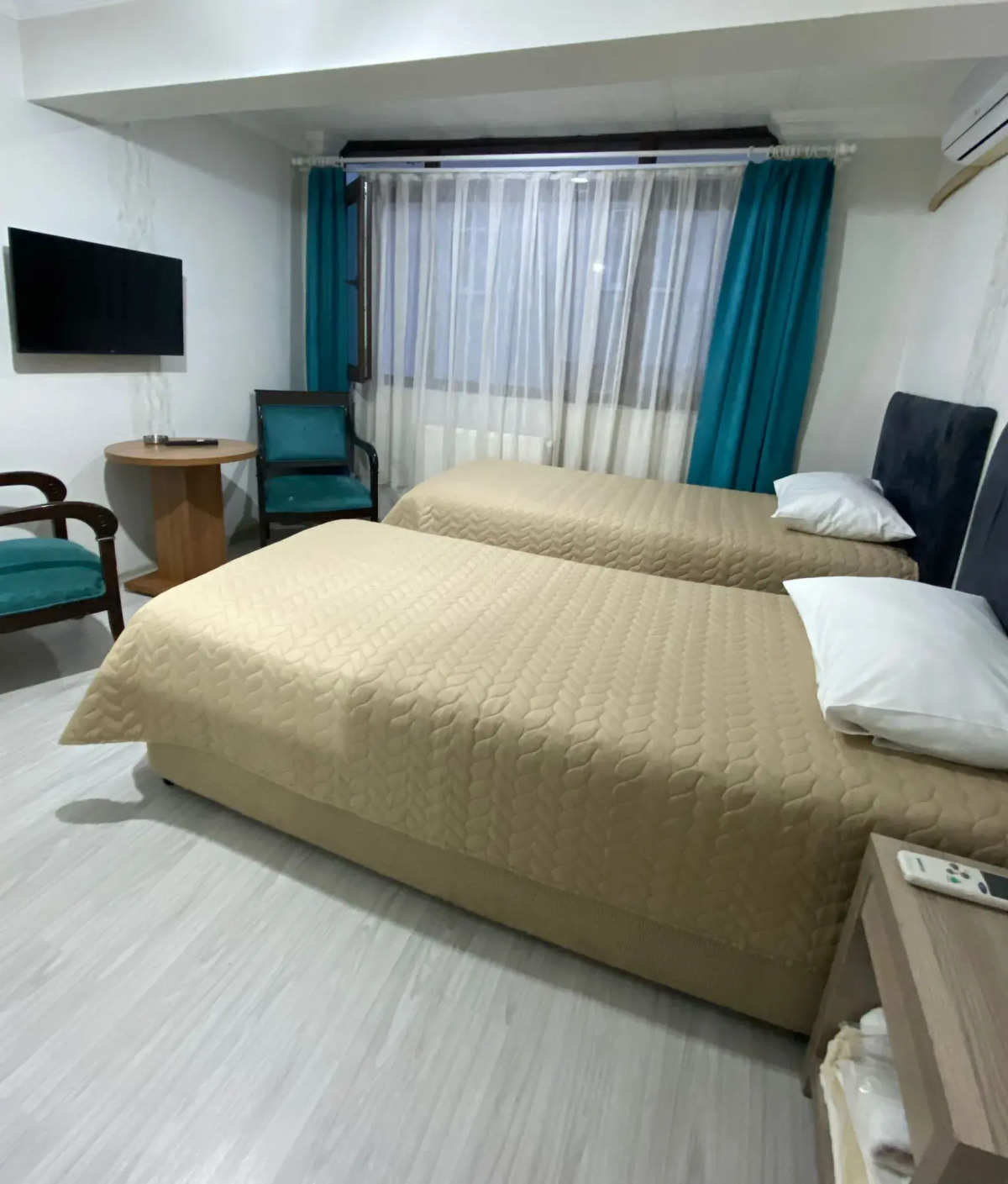 Отель Elit Holiday Hotel