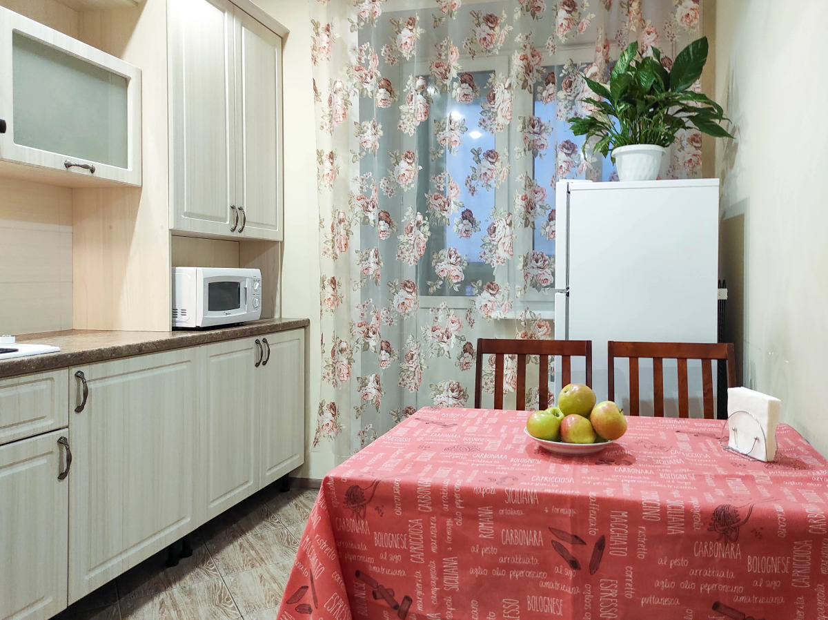 Апартаменты 2 у Патриаршей Сеть ЙоХоум