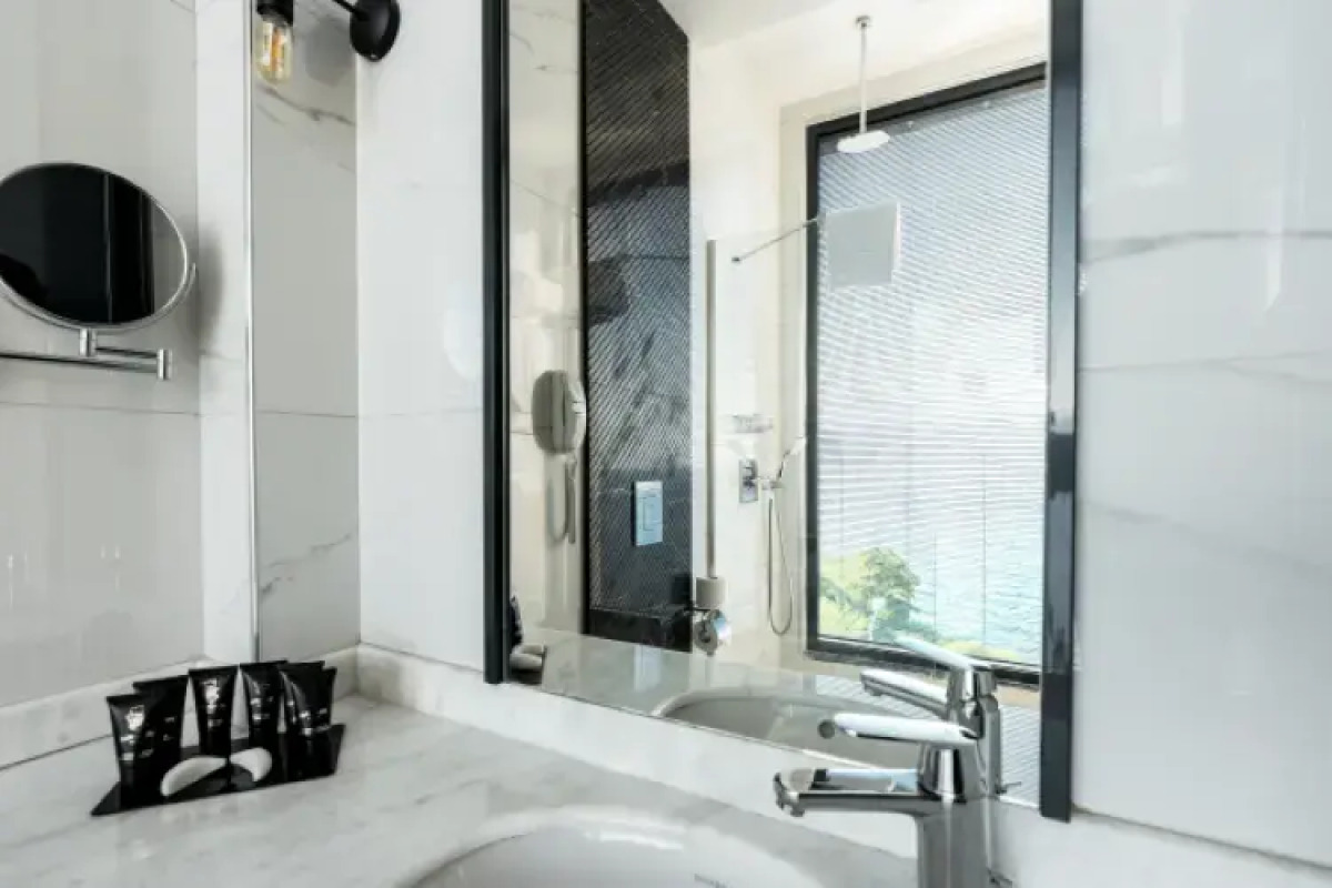 Отель Lucky Monkey