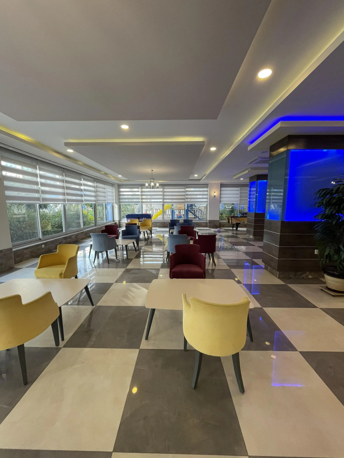 Апартаменты у моря 320 м с балконом