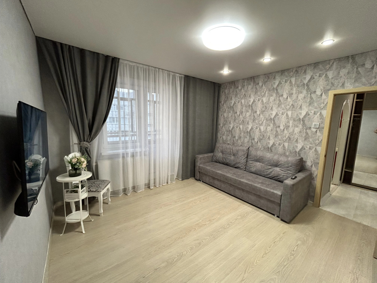 Апартаменты на улице Декабристов 87