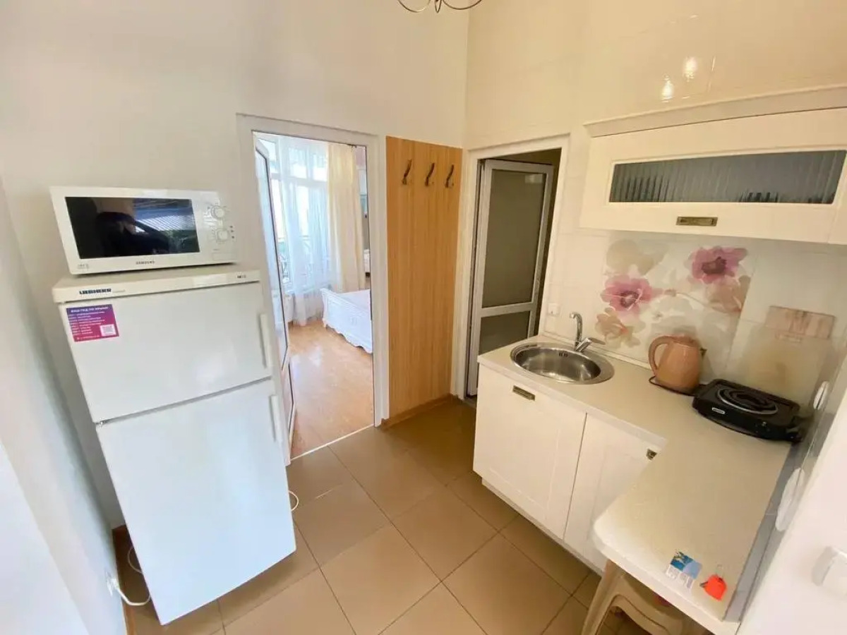 Квартира премиум с 2 спальнями с видом на море и балконом 4/2