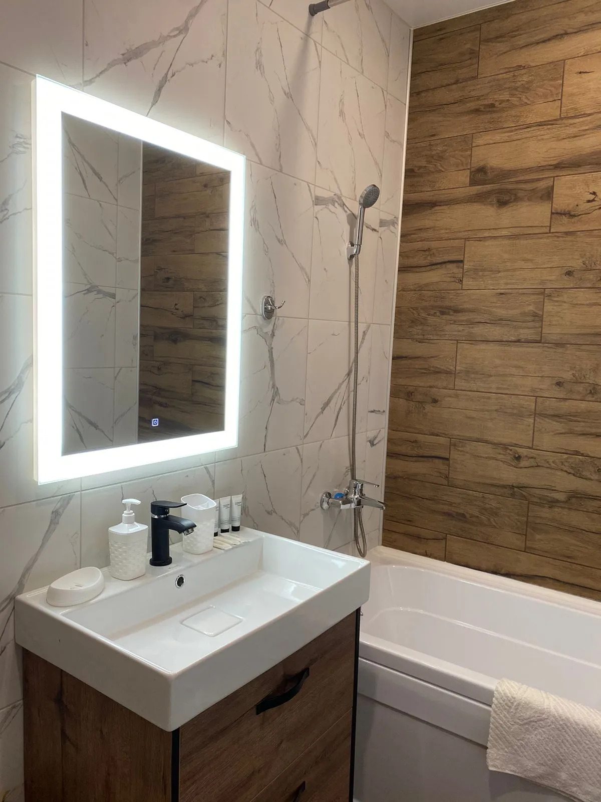 Апартаменты Новая уютная квартира 33