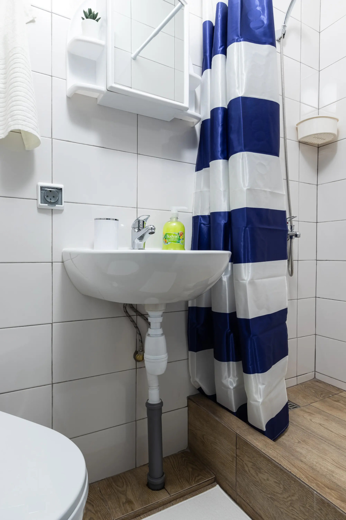 Студия у метро Нарвская