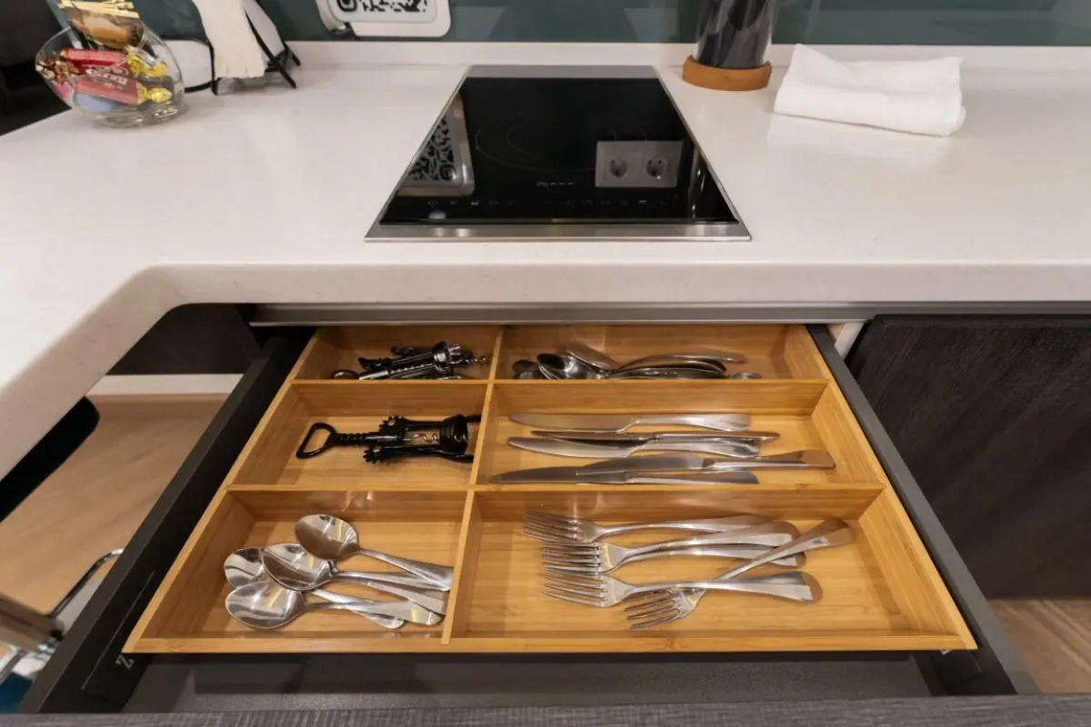 Romantic apart on 71 floor