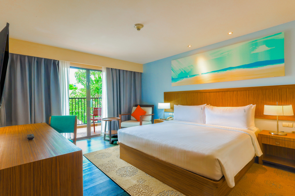 Holiday Inn Resort Phuket Surin Beach, an IHG Hotel