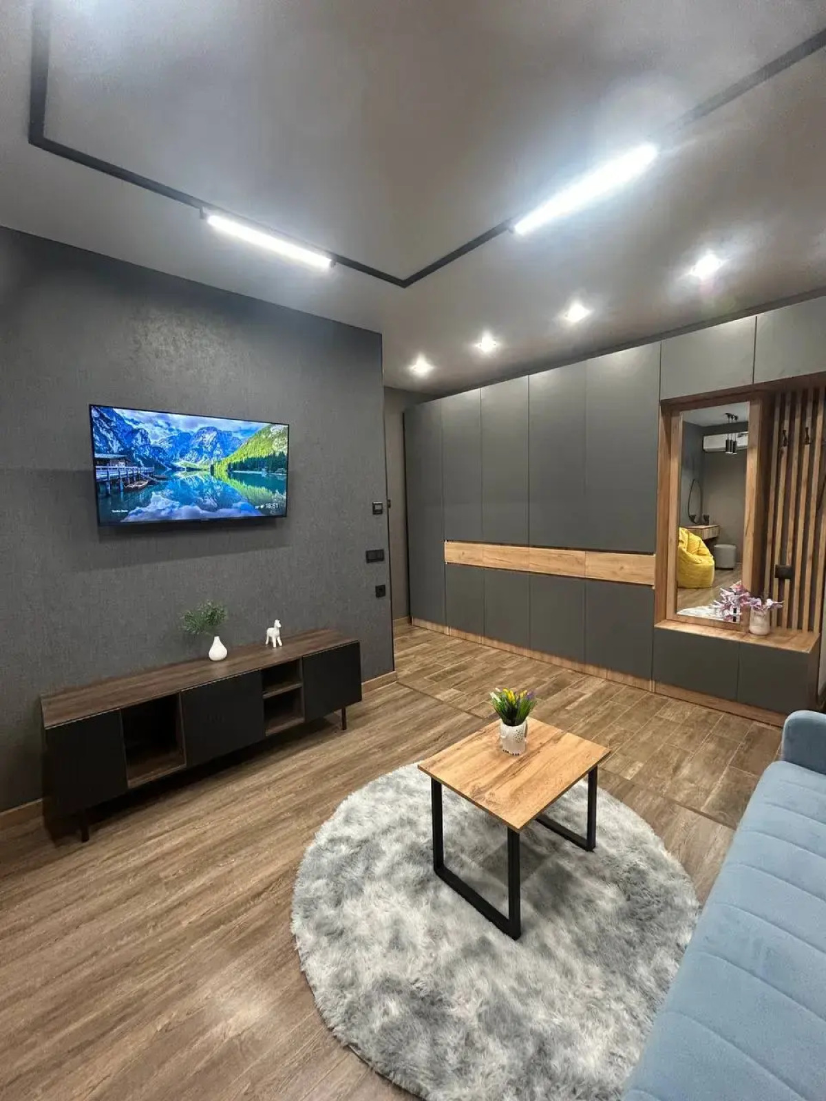 Квартира Уютная дизайнерская квартира