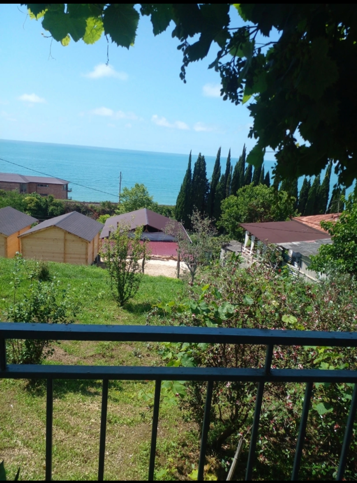 Гостевой дом В гостях у Артема и Вато