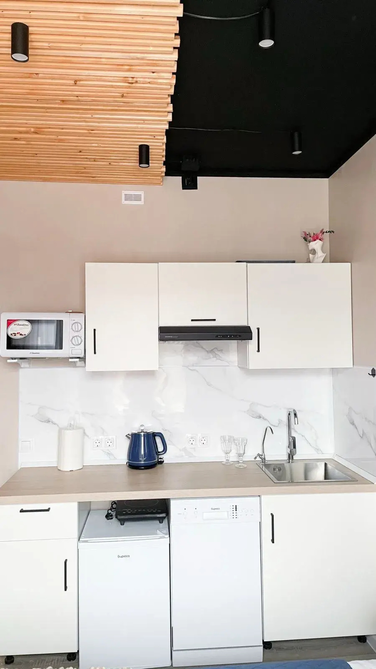 Квартира Новая современная и уютная студия с дизайнерским ремонтом в ЖК Самовароff с нетерпением ждёт своих гостей