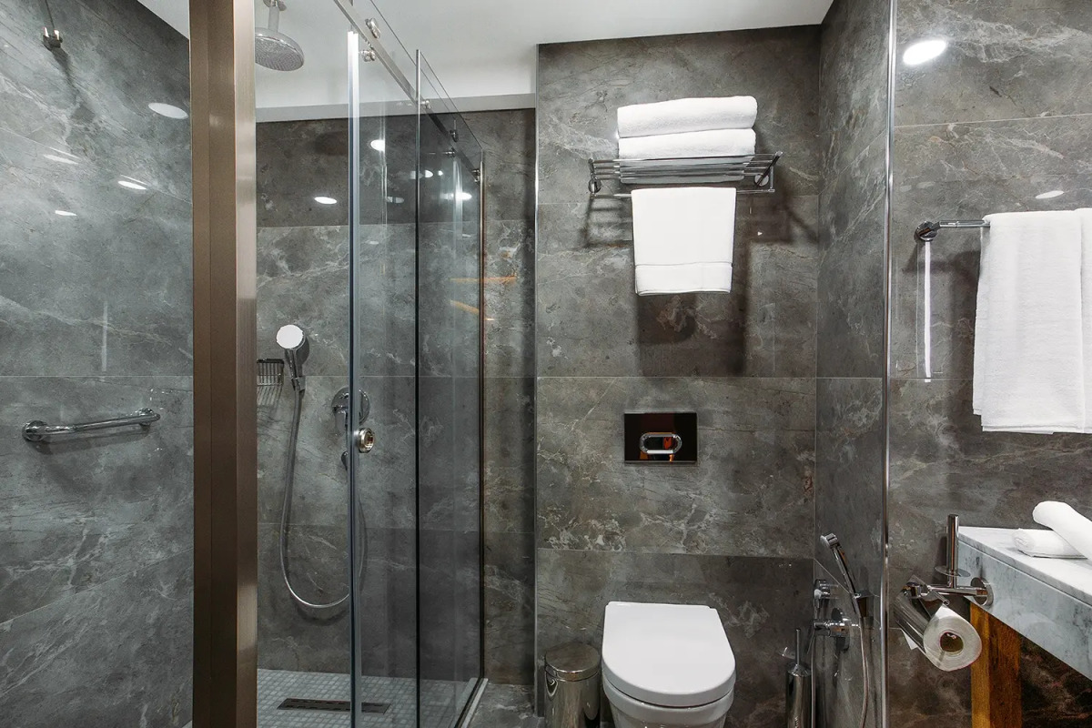 Отель Marjan Plaza