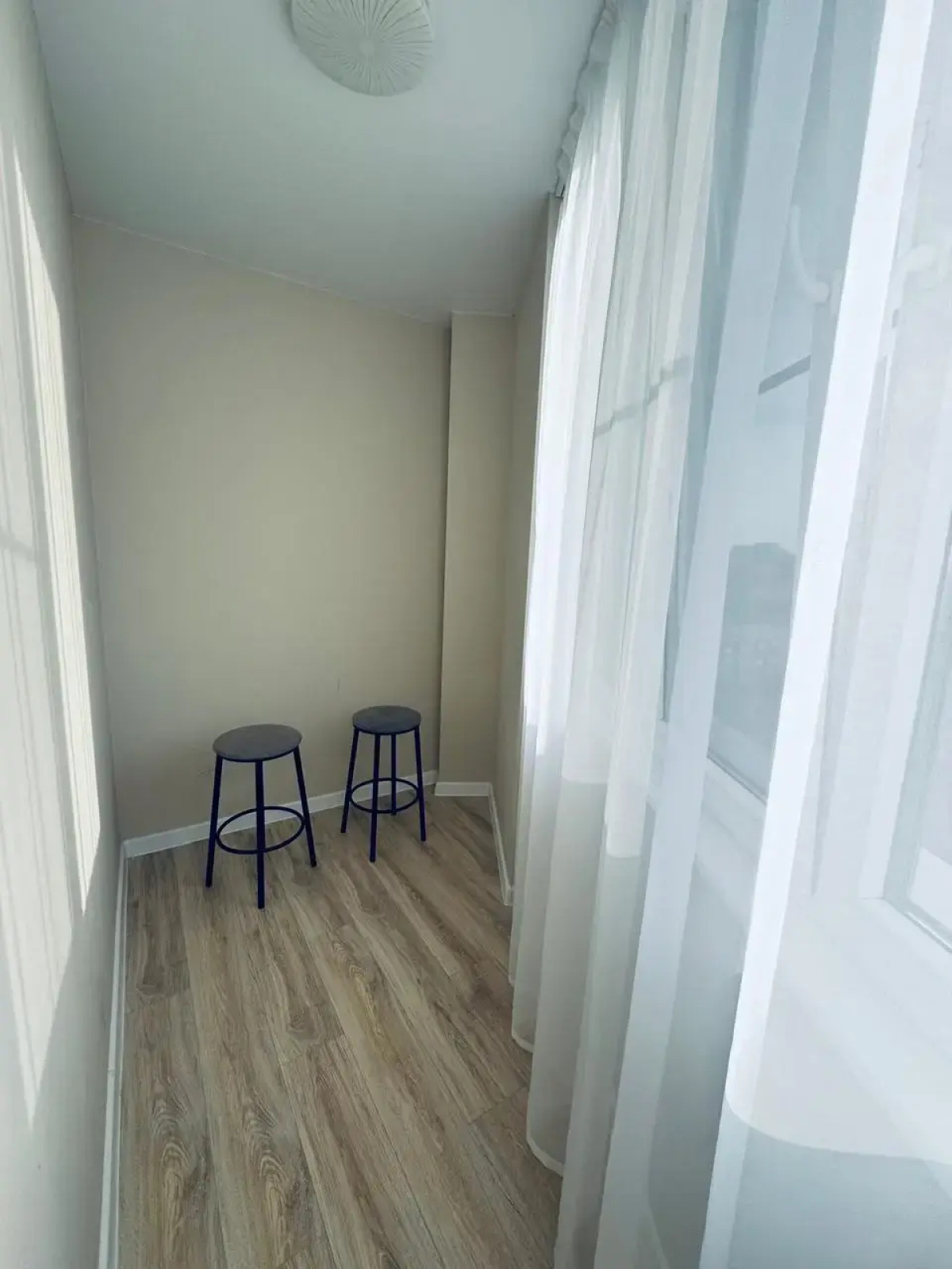 Квартира в центре с парковкой возле Мега Моллла