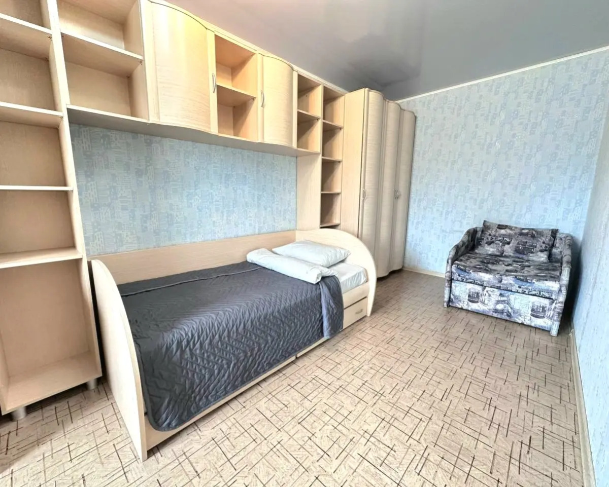 Квартира двухкомнатная в центре на Дзержинского рядом с РИАцентром