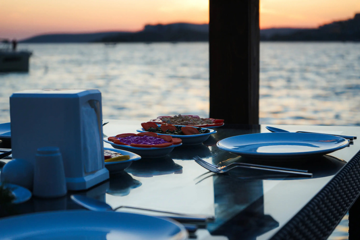 Отель Oscar Seaside Hotel & Spa