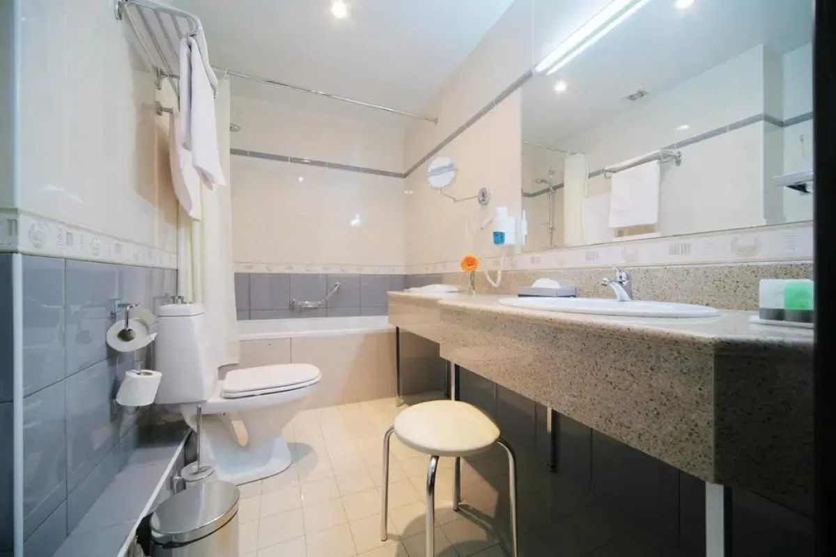 Отель Сенатор