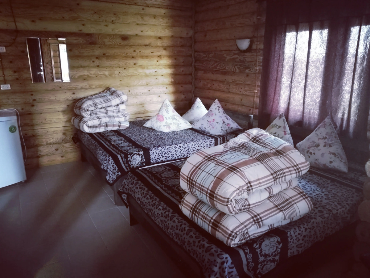 Belyij Dom Na Trasse M4 Don Hotel	