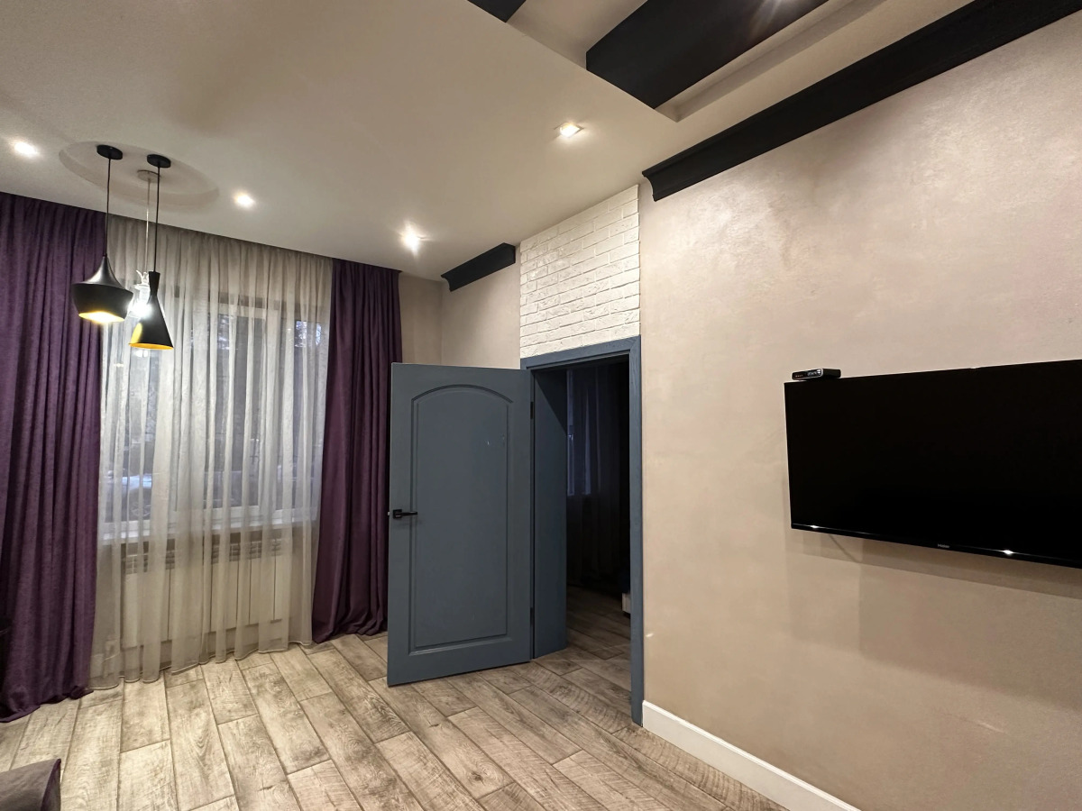 Квартира Двухкомнатная по Улице Толстого