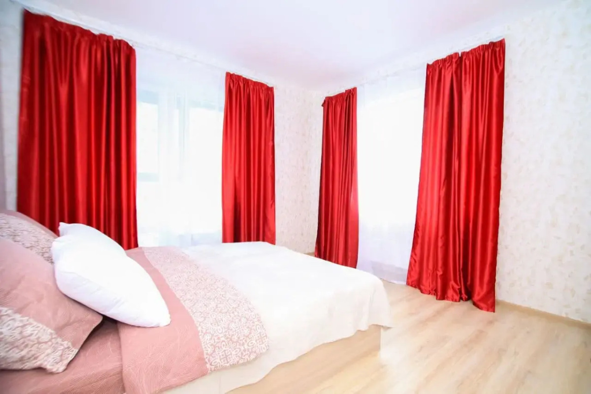 Апартаменты на Революции 48В